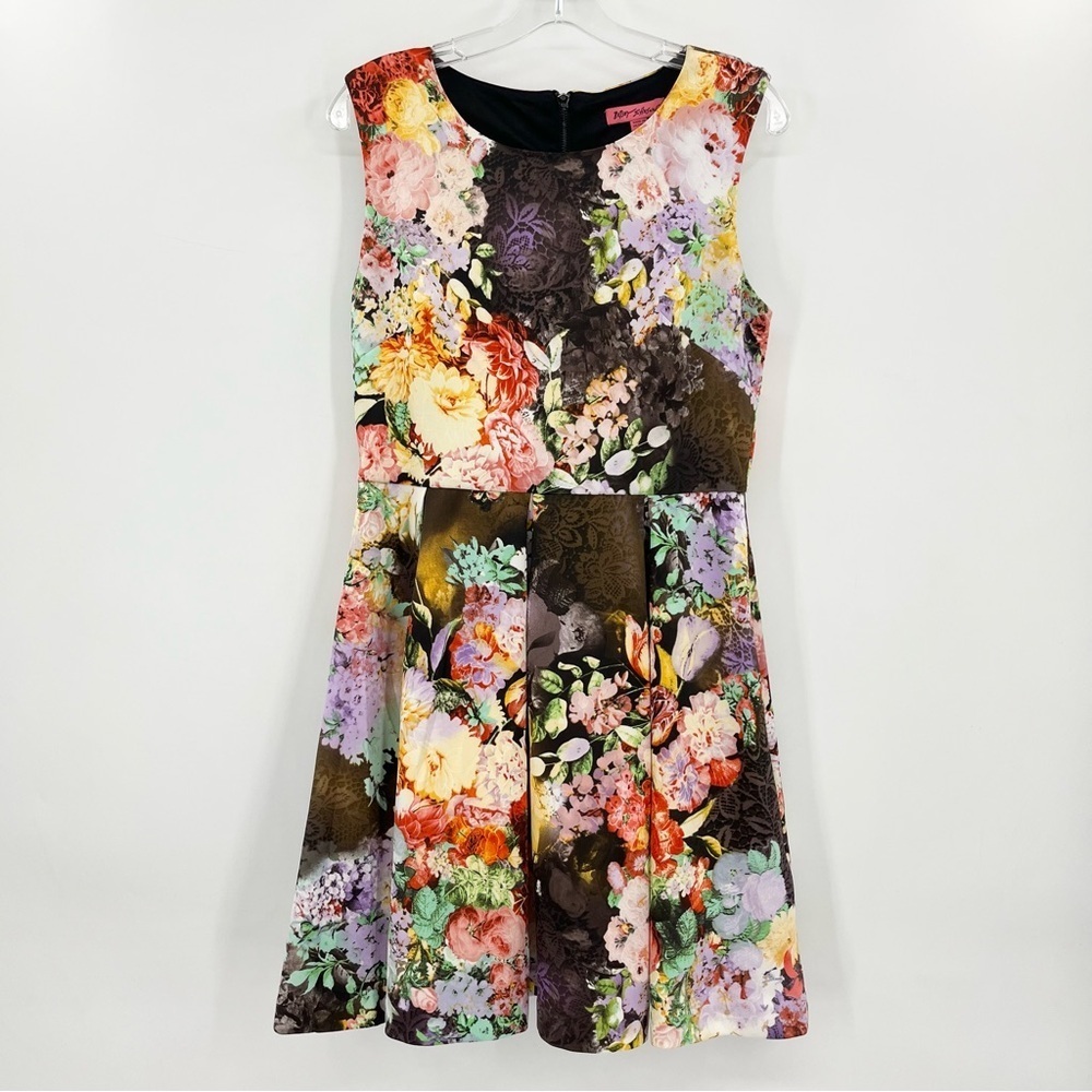 Betsey Johnson Multicolor Floral Print Pleated Scuba Knit Fit & Flare Dress 8
